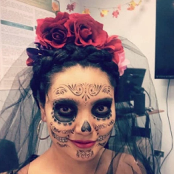 Frida Kahlo Mexican Flower Crown Headband Halloween Party Costume Dia de Los Mue - Picture 6 of 9